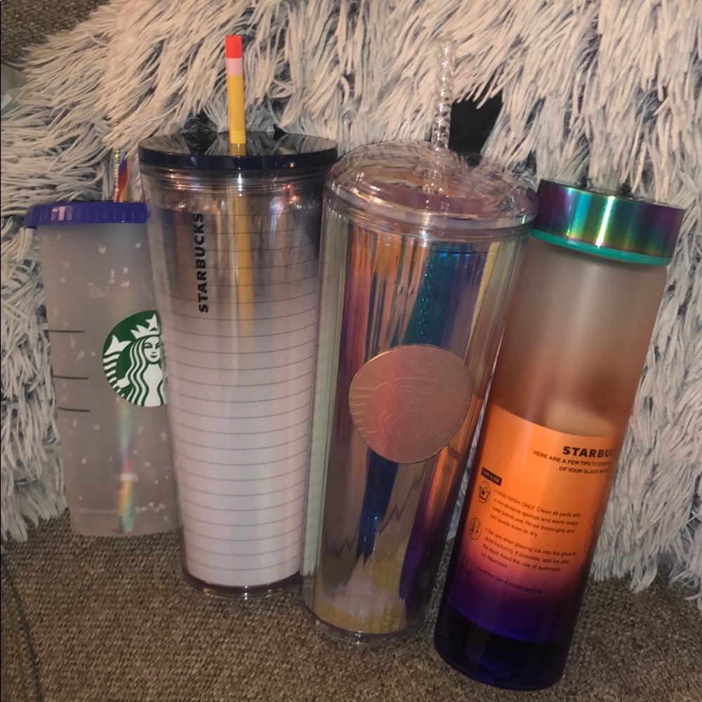 Starbucks cup/tumbler and glass water bottle